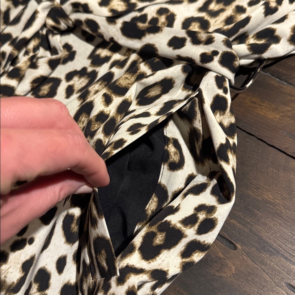 Jennifer Lopez Animal Print Trench Coat - Picture 7 of 13
